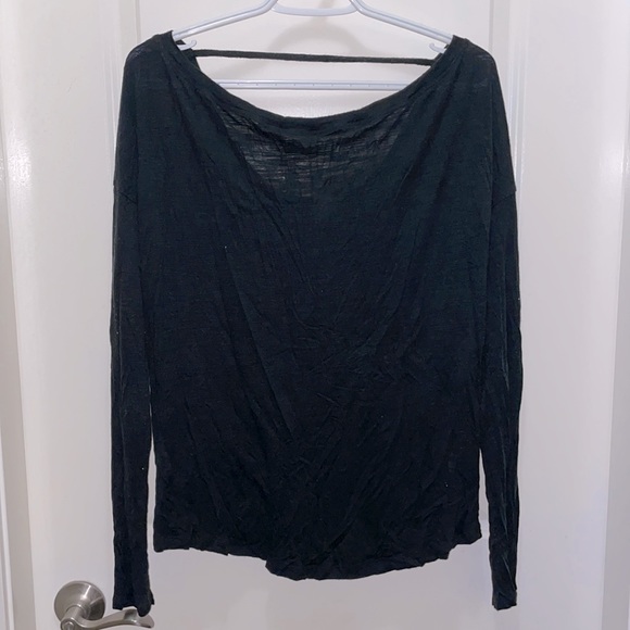 BCBG Black long sleeve scoop neck - Picture 2 of 3